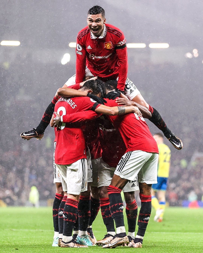 助攻科曼打 助攻科曼打